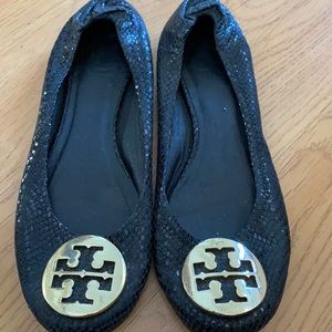 Tory Burch flat size 35/5US
